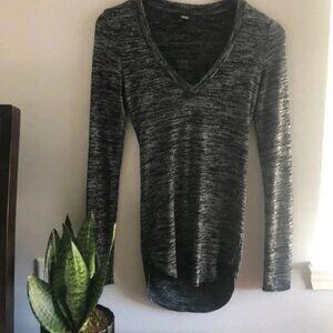 Wilfred Free salt and pepper long sleeved shirt